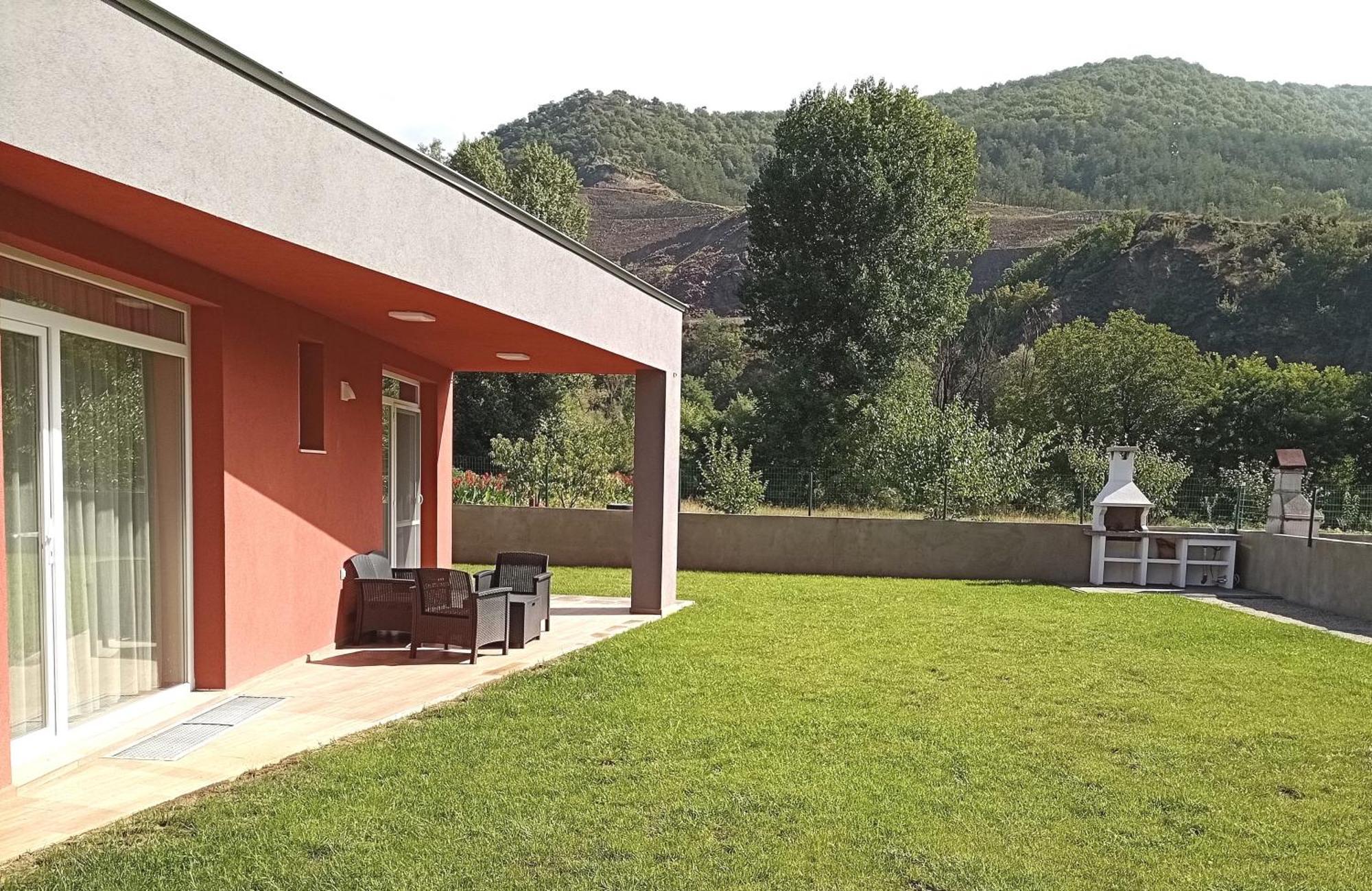 Villa Galiana Simitli Exterior photo